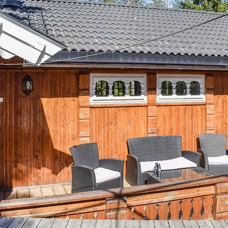 Four-bedroom In Сasa de vacaciones